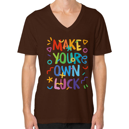 V-Neck (on man) Brown PoolParty Dev